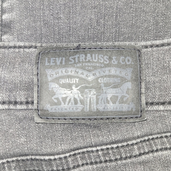 Levi's black 711 High Rise Super Skinny plus size jeans - Picture 11 of 12